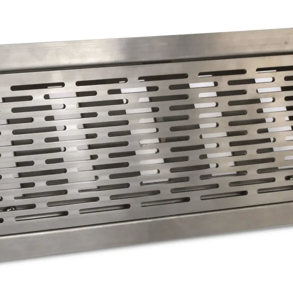 1765005977671-42ae2282-9334-42cf-a890-f3906d653ee1 Vent-Axia Uniflexplus ventilatie instelbaar vloerrooster met sleuven - GEPOLIJST RVS